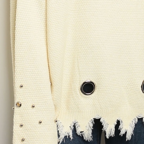 ⚠️only 1 left⚠️ wool blend boho grommet sweater L - Picture 3 of 8